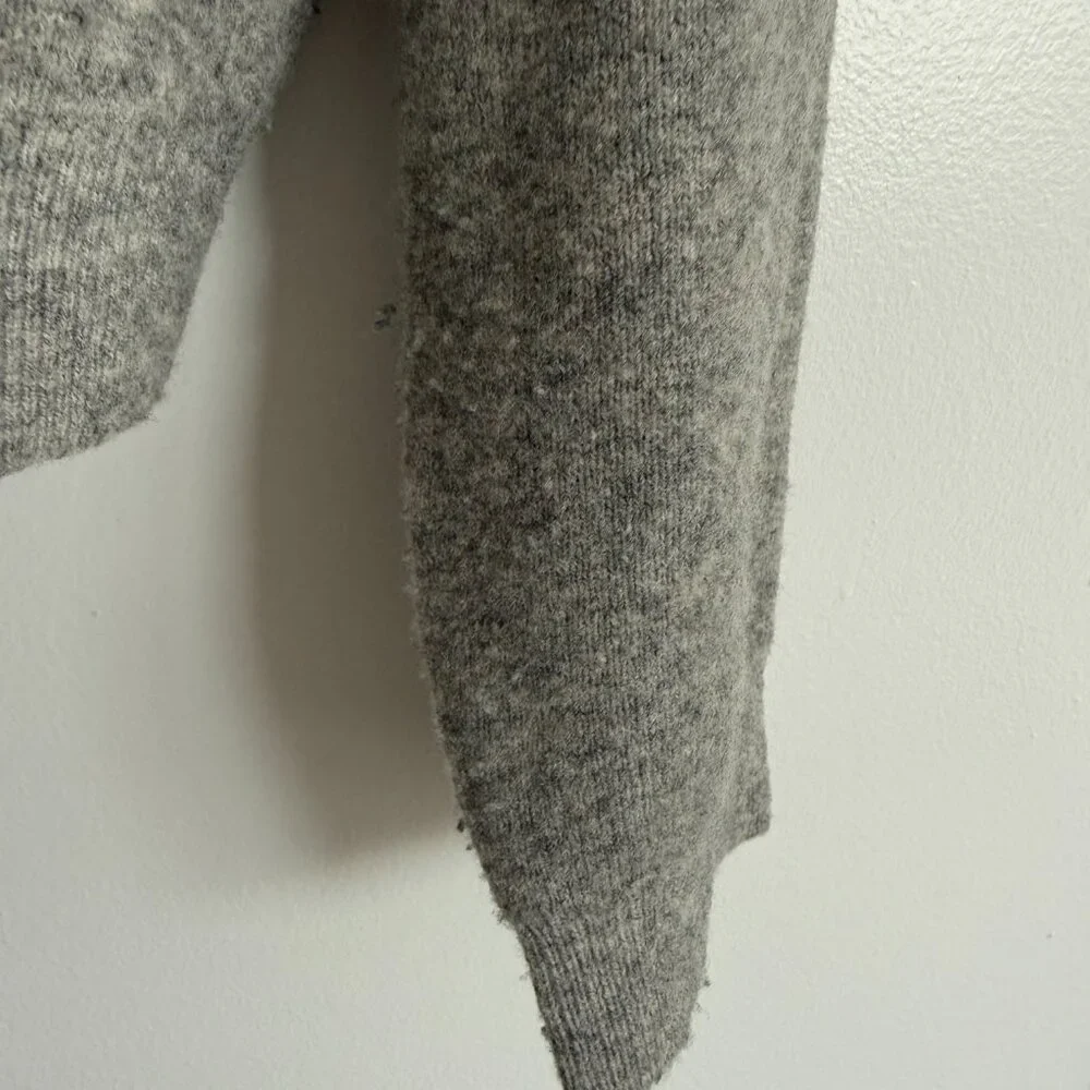 Kate Spade Embellished Sweater (Size L Great Condition) - Picture 8 of 16